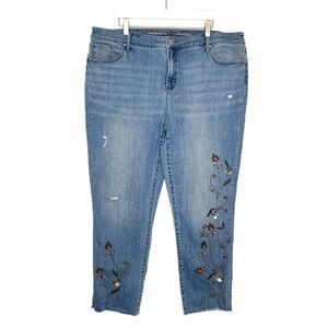 Chicos Jeans So Slimming Beaded Vines Girlfriend Ankle Jeans
